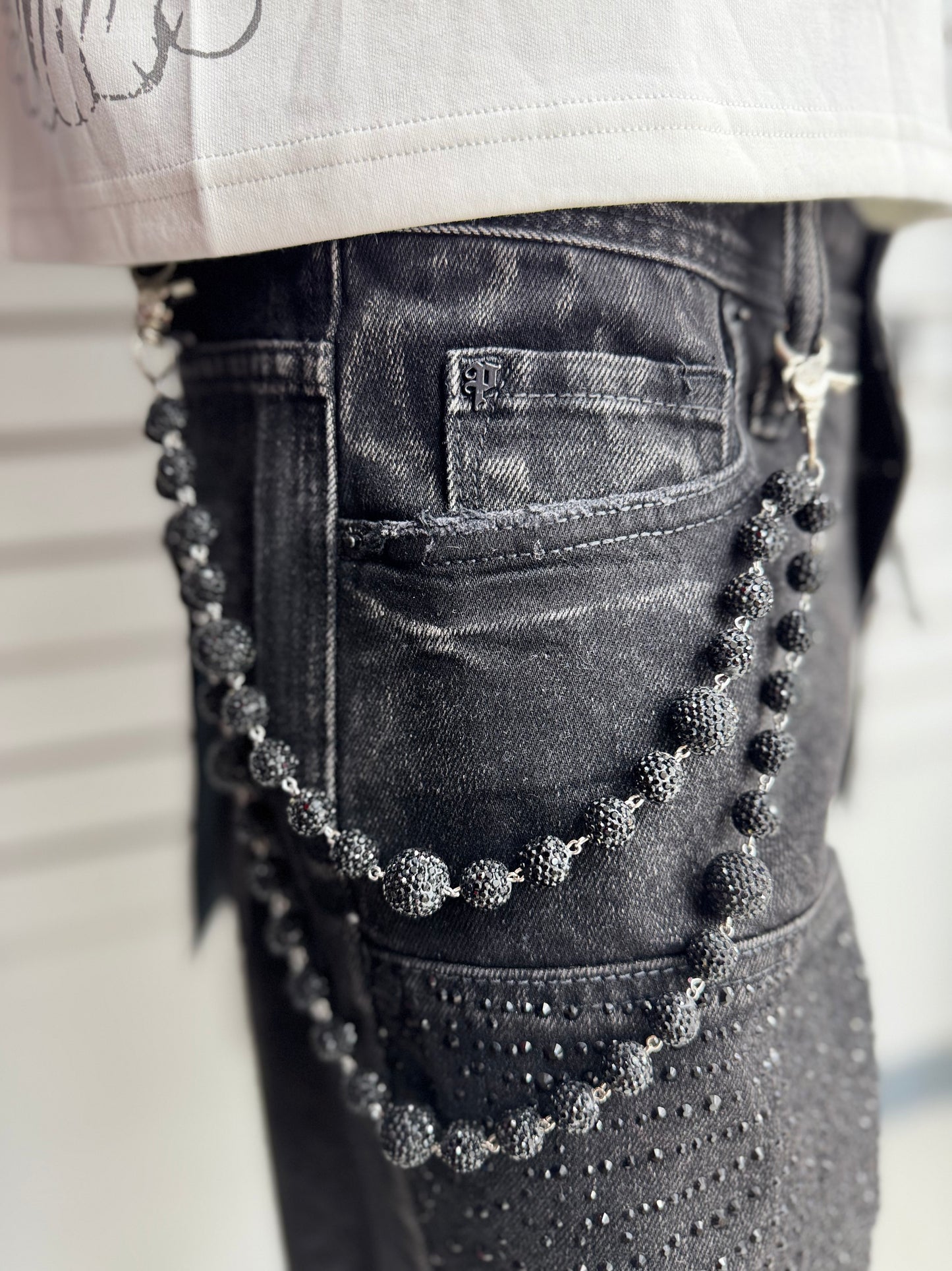 BLACK WALLET CHAIN