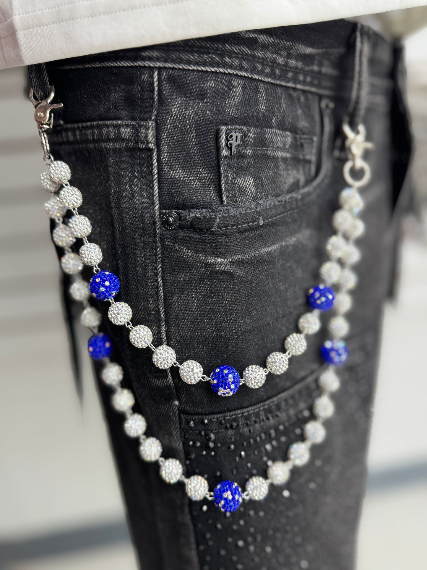 WHITE BLUE V2 WALLET CHAIN